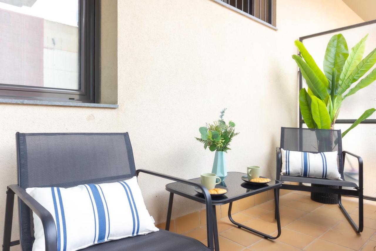 Elegante Duplex En Terrassa, Barcelona Lägenhet Exteriör bild