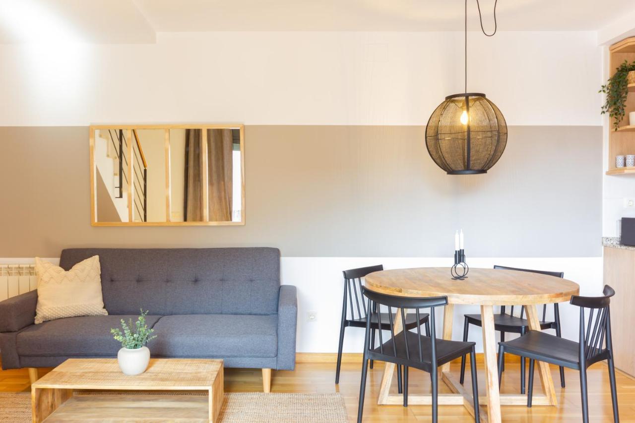 Elegante Duplex En Terrassa, Barcelona Lägenhet Exteriör bild